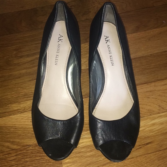 ANNE KLEIN open-toed, black wedges GUC - Picture 1 of 8